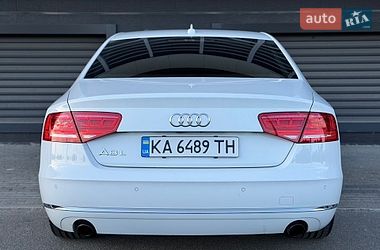 Седан Audi A8 2012 в Києві
