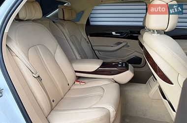 Седан Audi A8 2012 в Києві