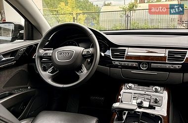 Седан Audi A8 2014 в Первомайске