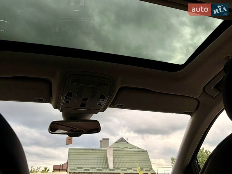 Седан Audi A8 2014 в Первомайске