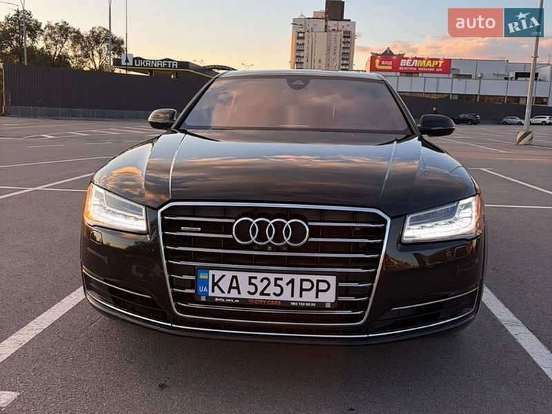 Седан Audi A8 2014 в Києві