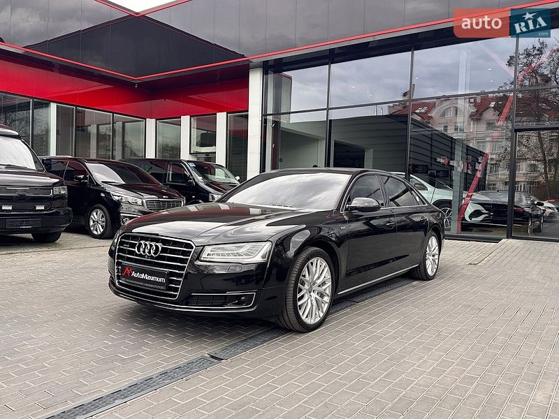 Седан Audi A8 2015 в Одессе
