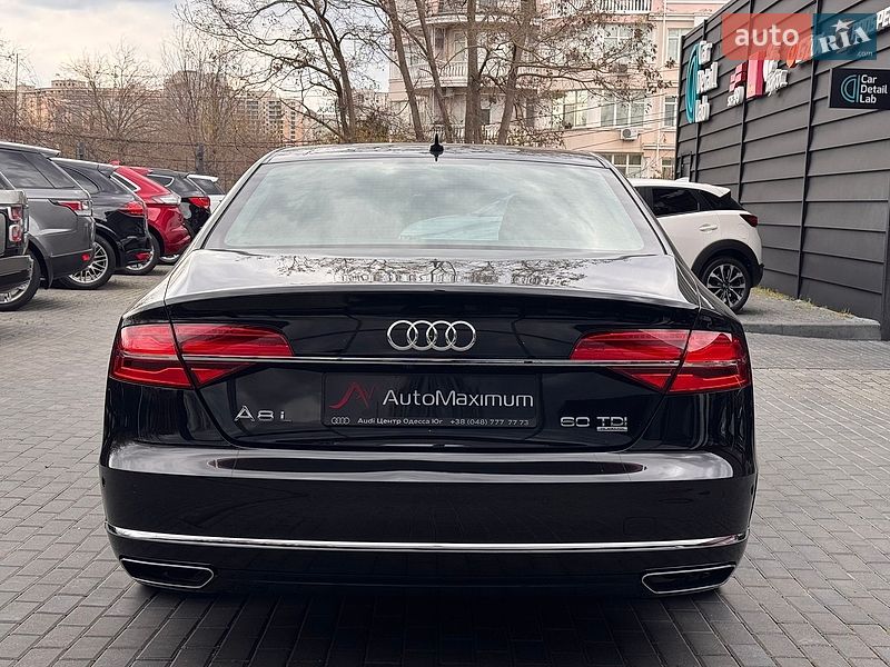Седан Audi A8 2015 в Одессе