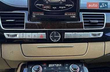 Седан Audi A8 2013 в Луцьку