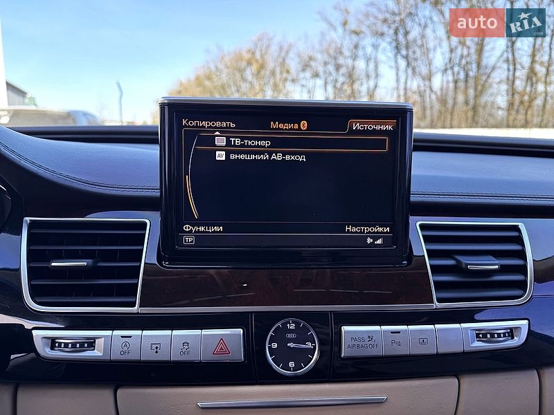 Седан Audi A8 2013 в Луцьку