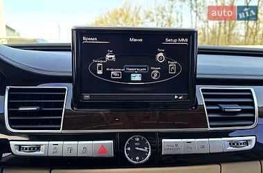 Седан Audi A8 2013 в Луцьку