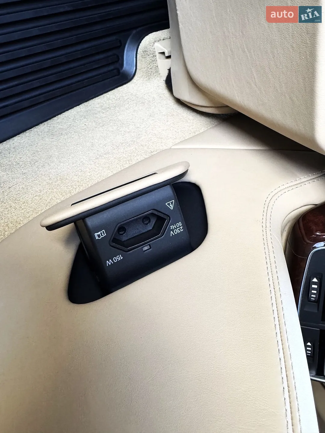 2013 Audi A8 - мініатюра 41