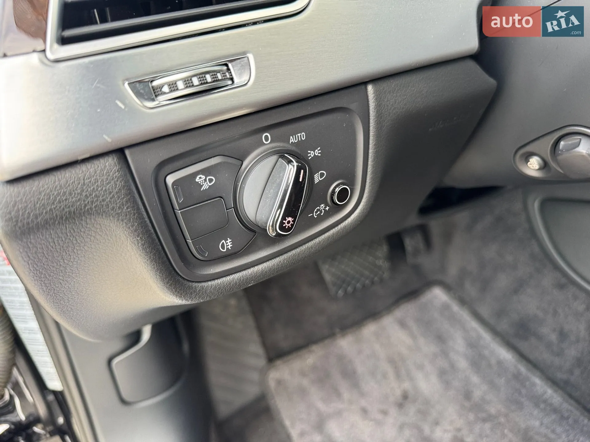 2013 Audi A8 - мініатюра 23