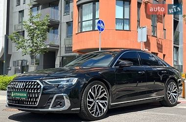Седан Audi A8 2022 в Киеве