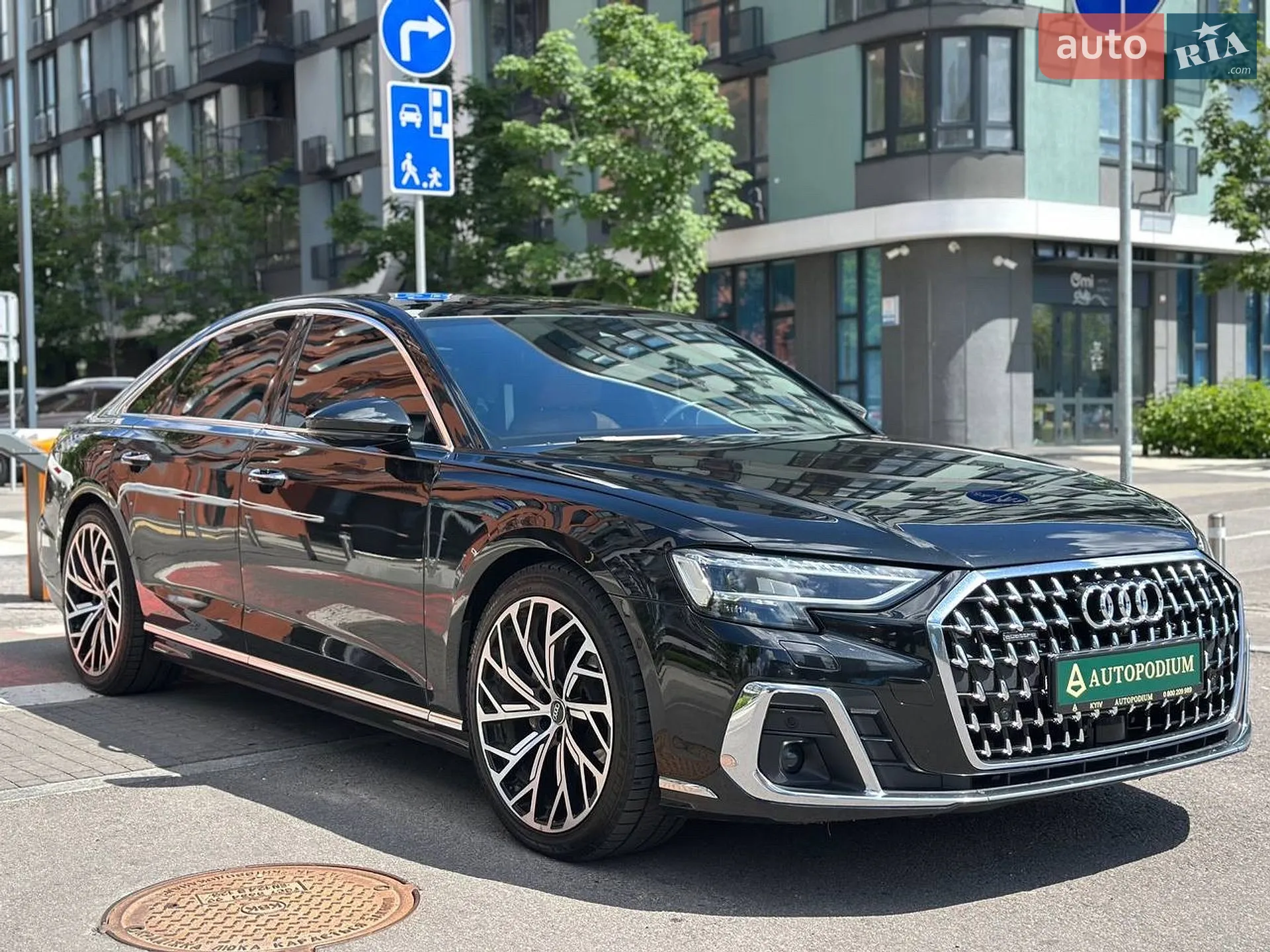 2022 Audi A8 - мініатюра 2