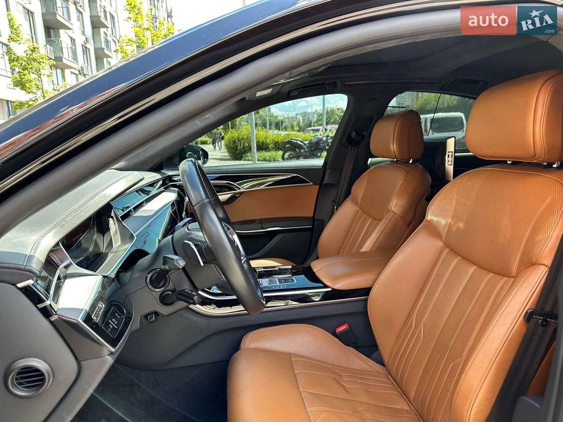 2022 Audi A8 - мініатюра 12
