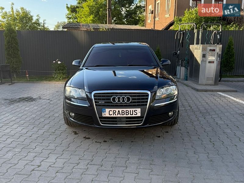 Седан Audi A8 2007 в Черновцах