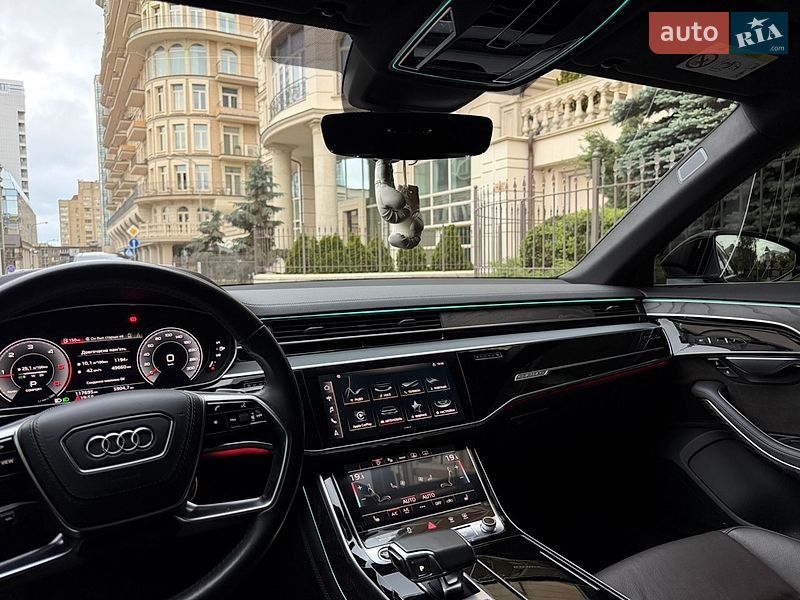 Седан Audi A8 2020 в Киеве