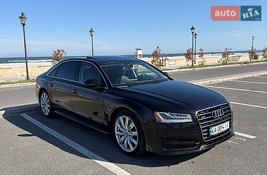Седан Audi A8 2016 в Благовіщенську