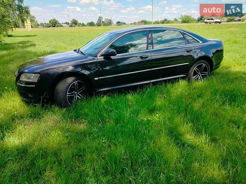 Седан Audi A8 2004 в Зіньківі