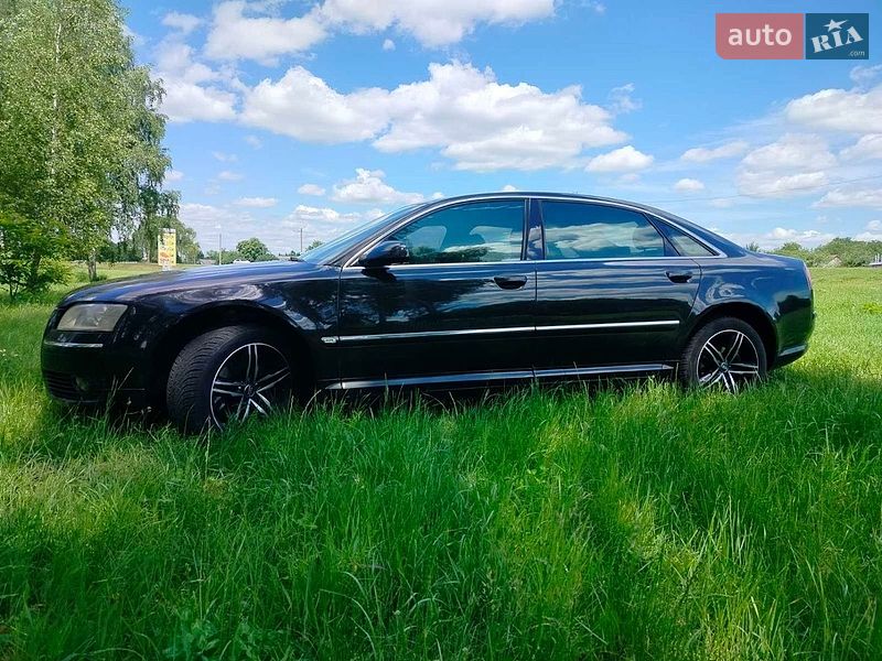 Седан Audi A8 2004 в Зіньківі
