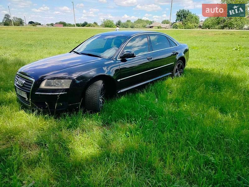 Седан Audi A8 2004 в Зіньківі