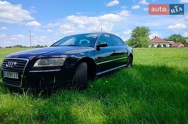 Седан Audi A8 2004 в Зіньківі