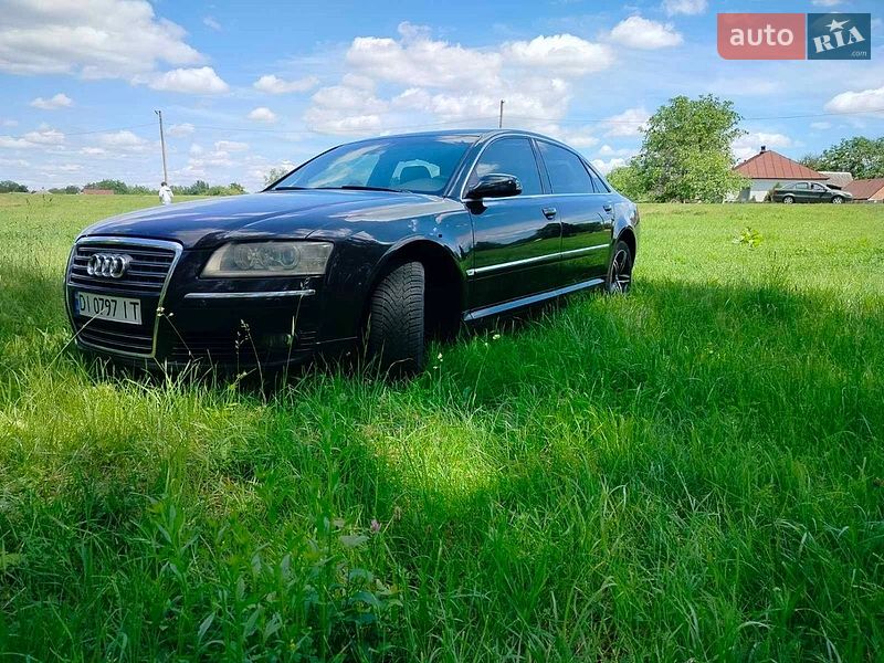 Седан Audi A8 2004 в Зіньківі