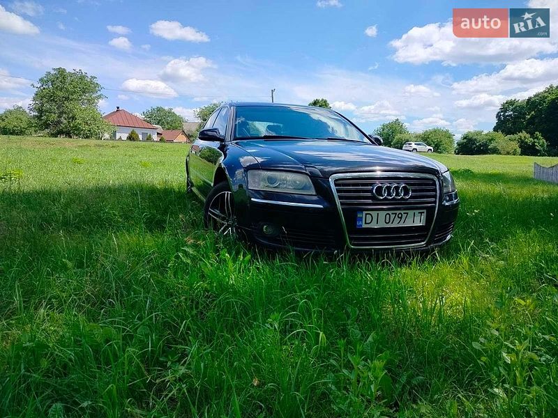 Седан Audi A8 2004 в Зіньківі