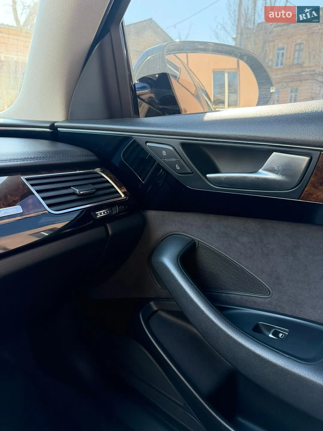 2017 Audi A8 - мініатюра 27
