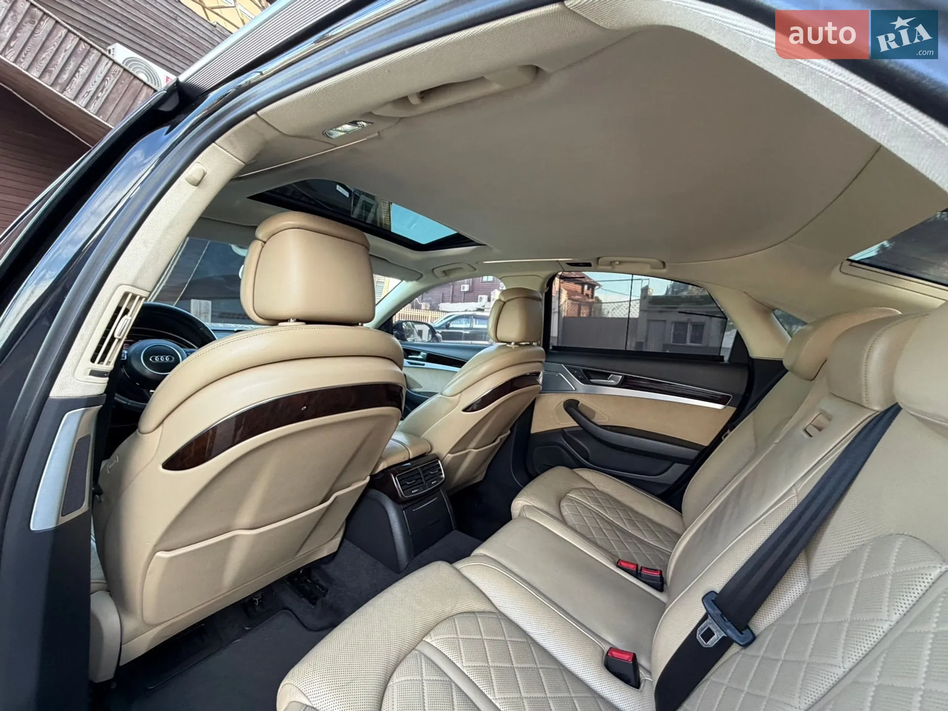 2011 Audi A8 - мініатюра 101
