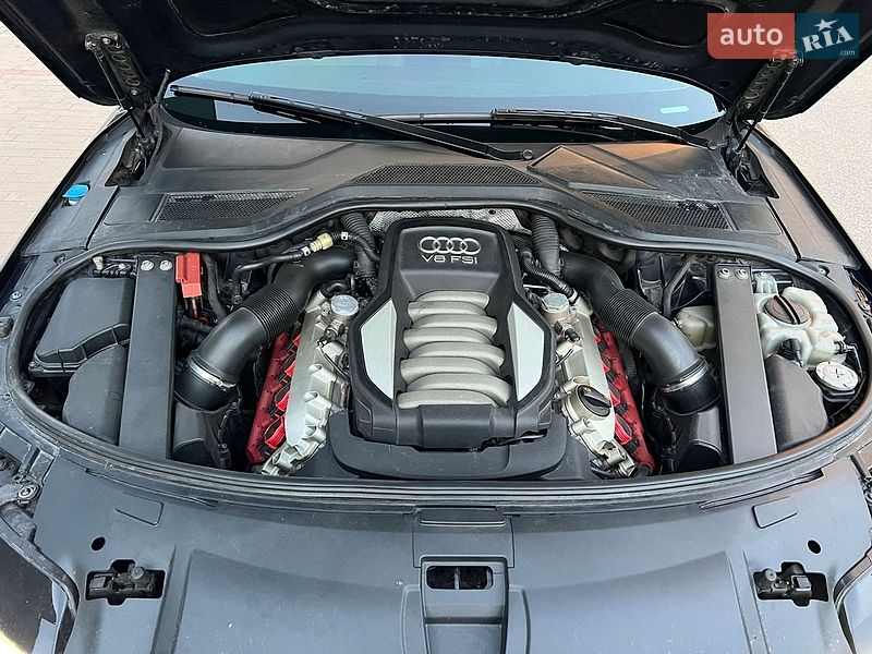 Седан Audi A8 2011 в Вишневом
