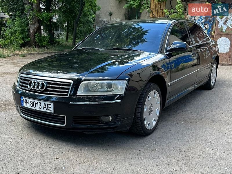 Седан Audi A8 2004 в Одессе