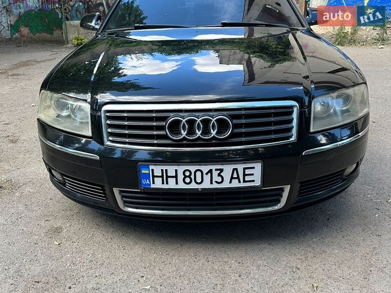 Седан Audi A8 2004 в Одессе