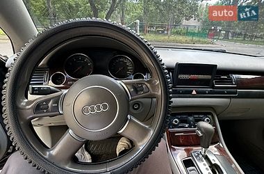 Седан Audi A8 2004 в Одессе