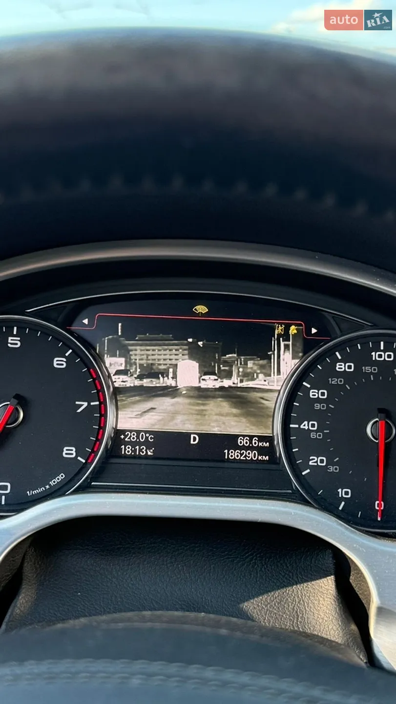 2012 Audi A8 - мініатюра 4