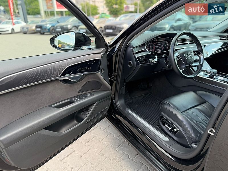 Седан Audi A8 2018 в Хмельницком фото 20 Седан Audi A8 2018 в Хмельницком