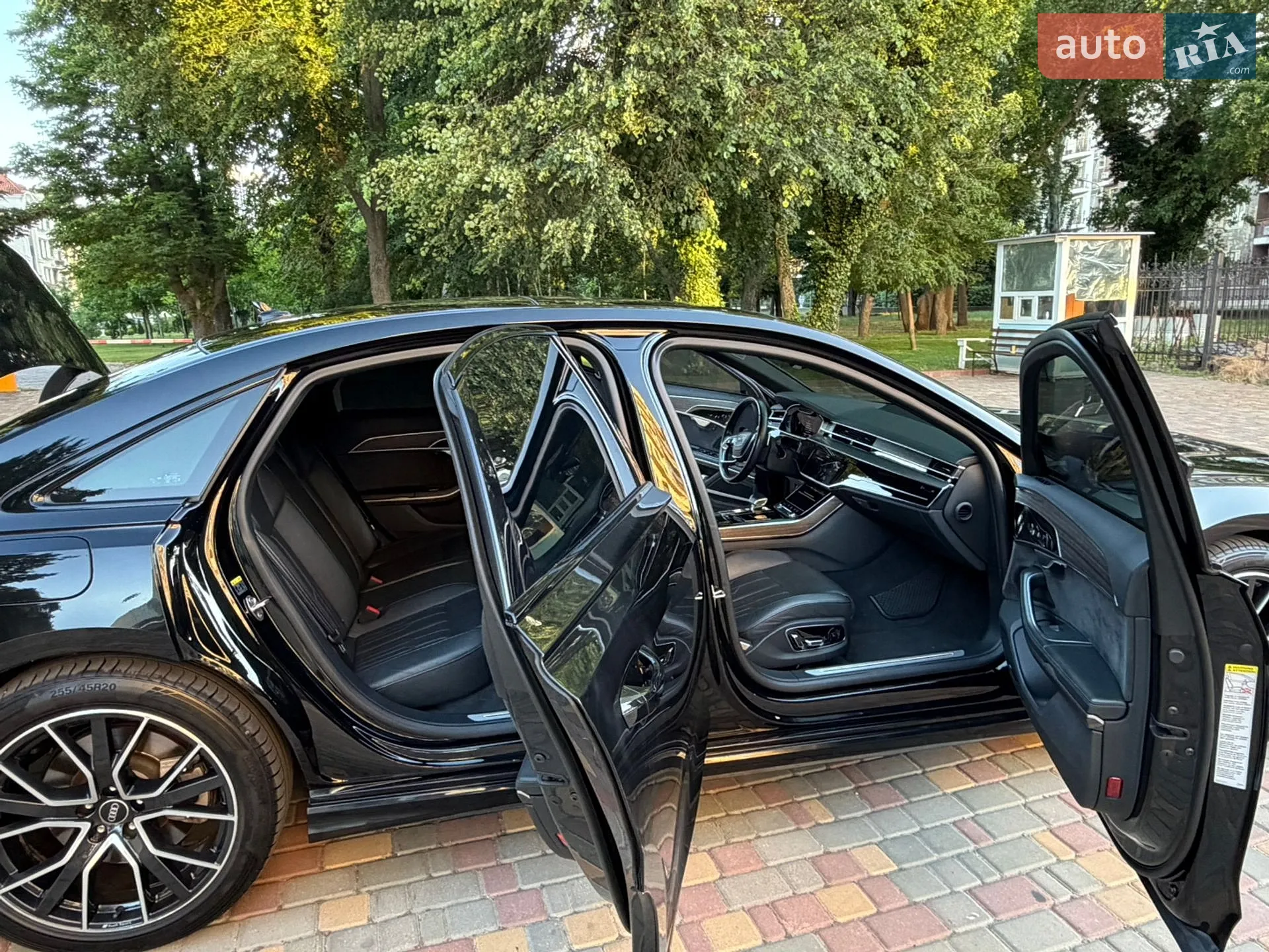 2020 Audi A8 - мініатюра 24