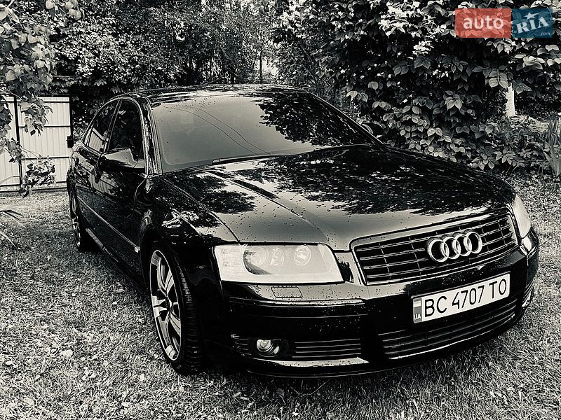 Седан Audi A8 2004 в Львові