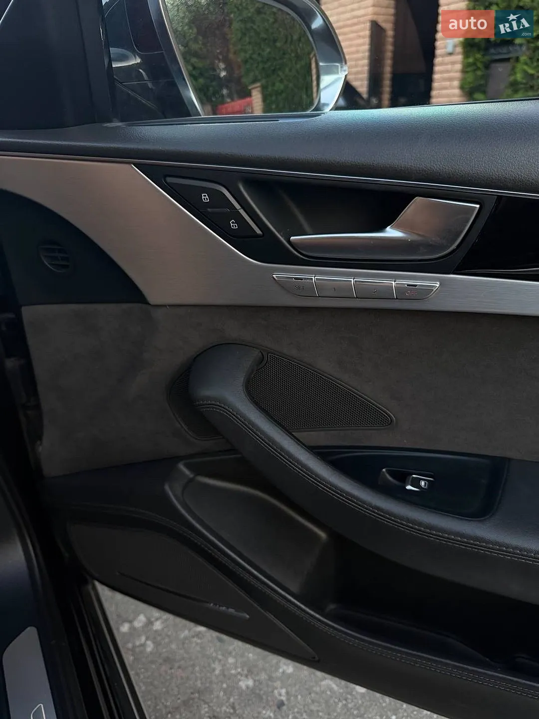 2011 Audi A8 - мініатюра 66
