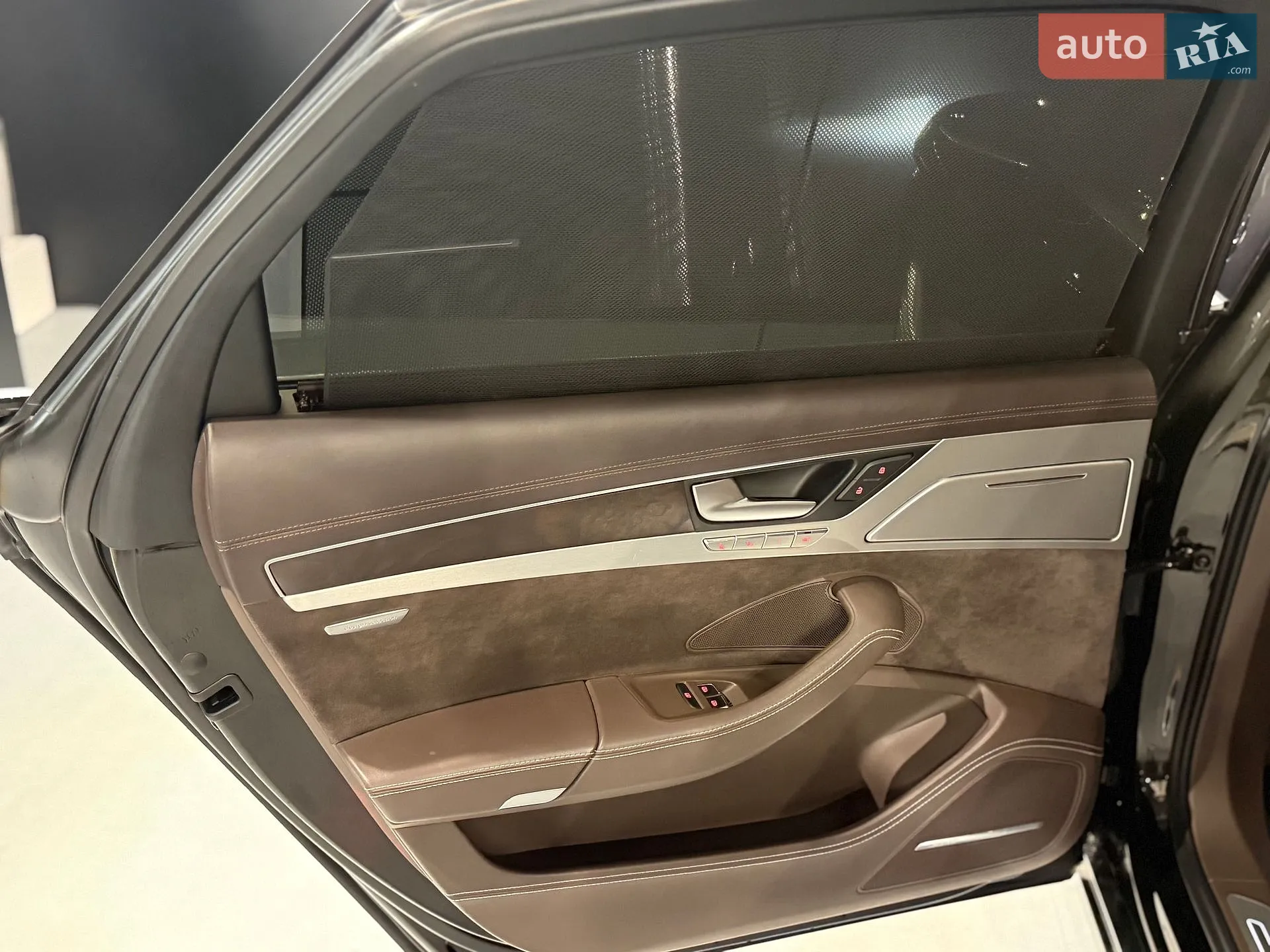 2013 Audi A8 - мініатюра 23