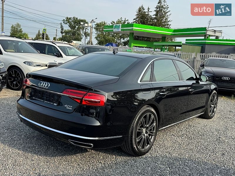 Седан Audi A8 2015 в Тернополе
