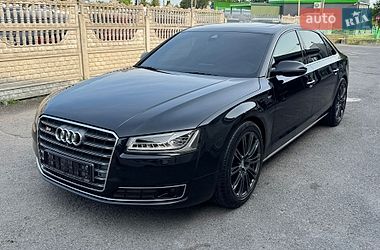Седан Audi A8 2015 в Тернополі Седан Audi A8 2015 в Тернополі