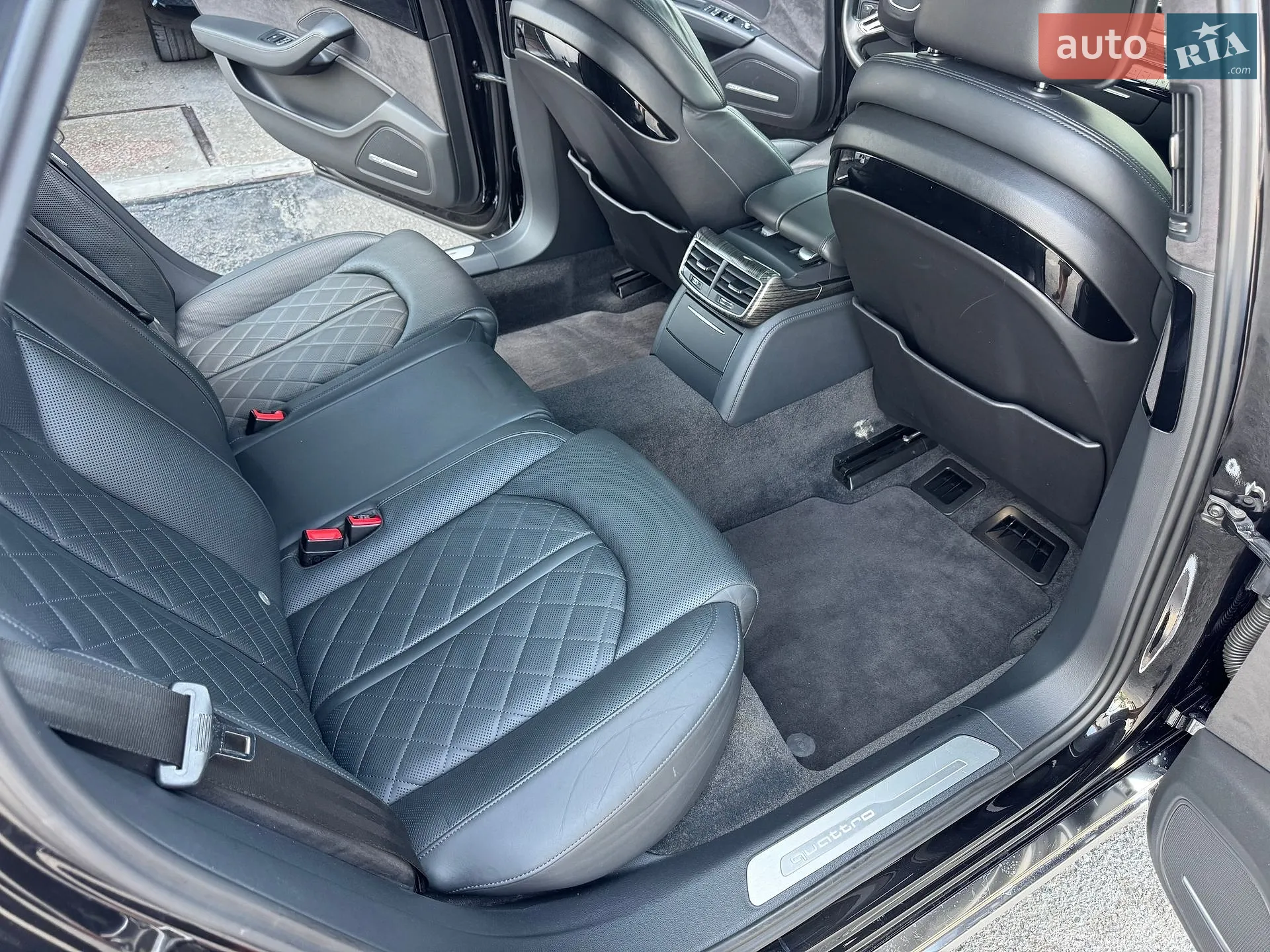 2015 Audi A8 - мініатюра 151