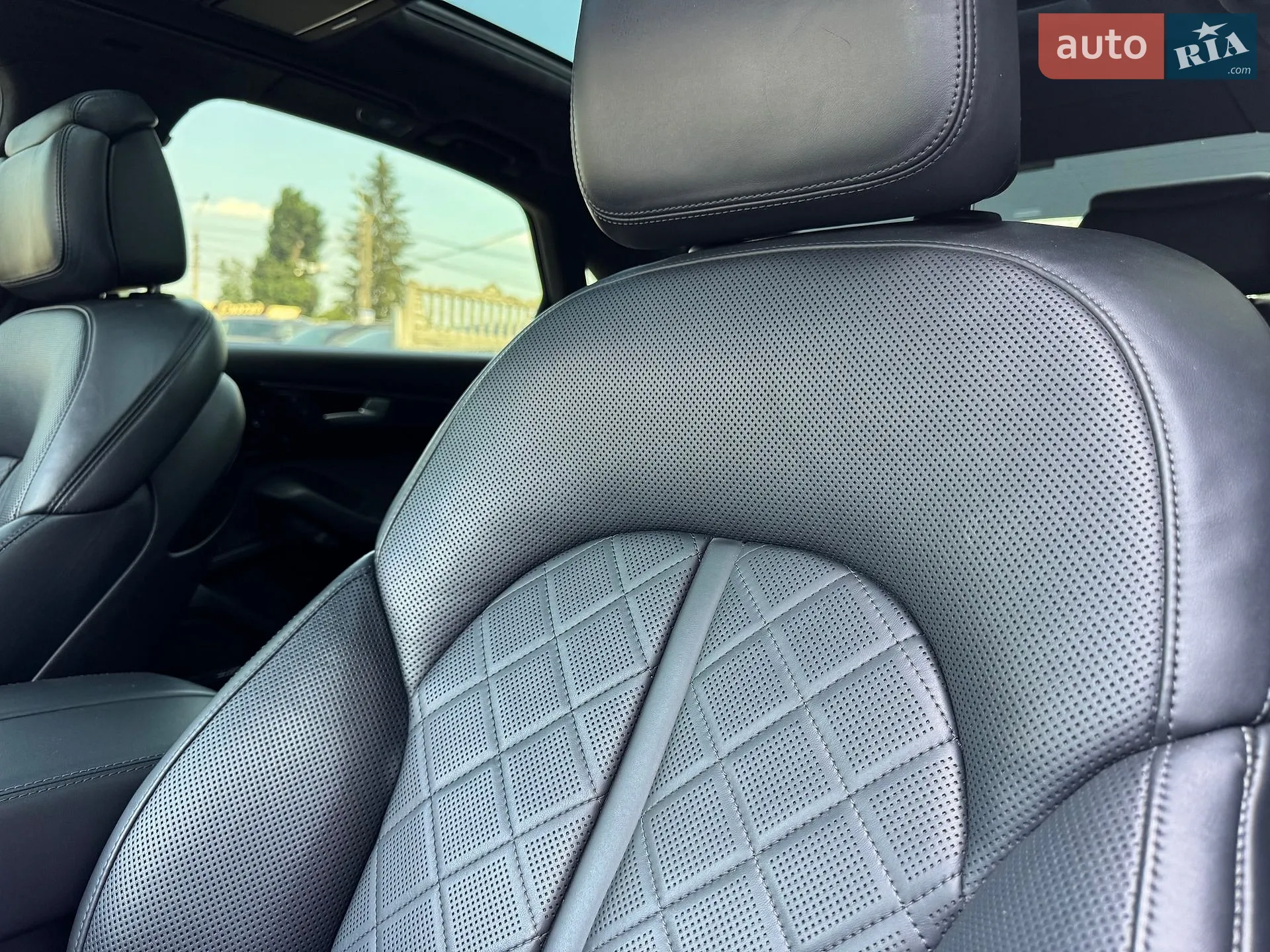 2015 Audi A8 - мініатюра 178