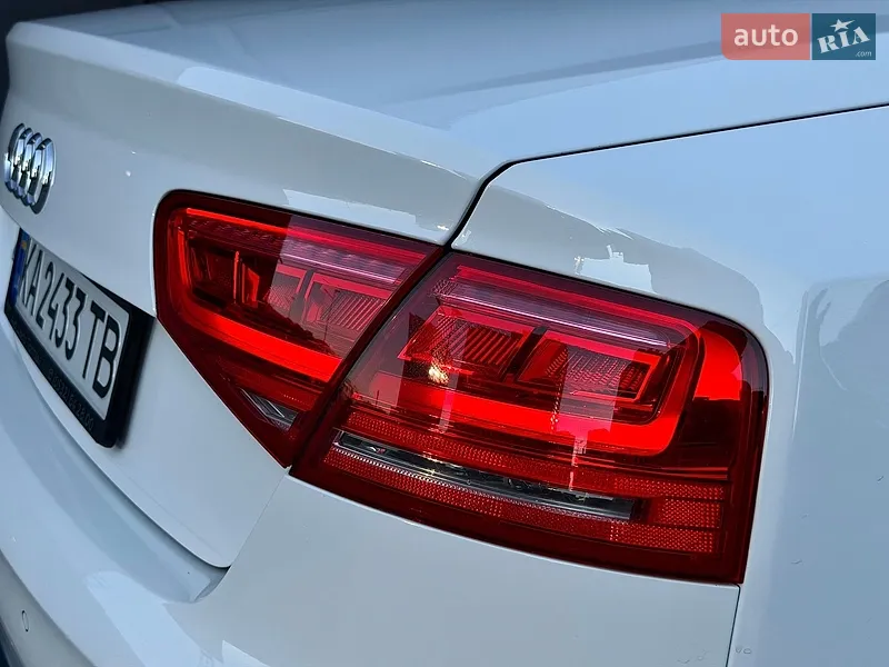 Audi A8 2011 VIN WAUZZZ4H1BN023307 фото оголошення 17 з 112