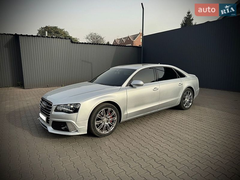 Седан Audi A8 2012 в Кам'янському