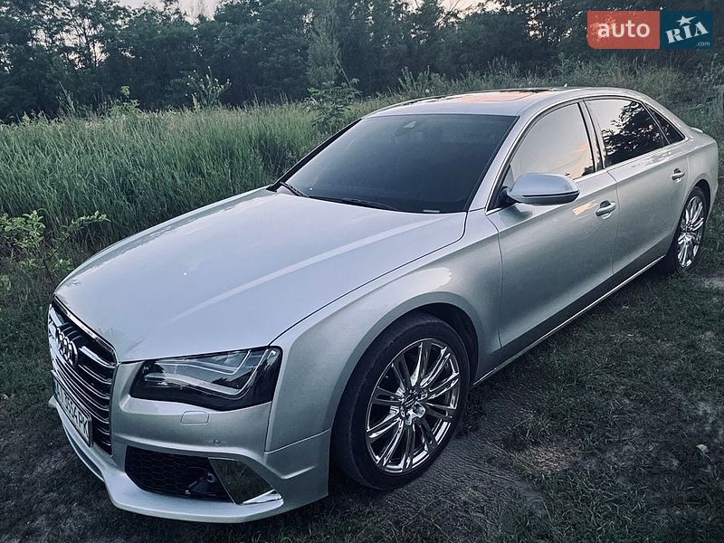 Седан Audi A8 2012 в Кам'янському