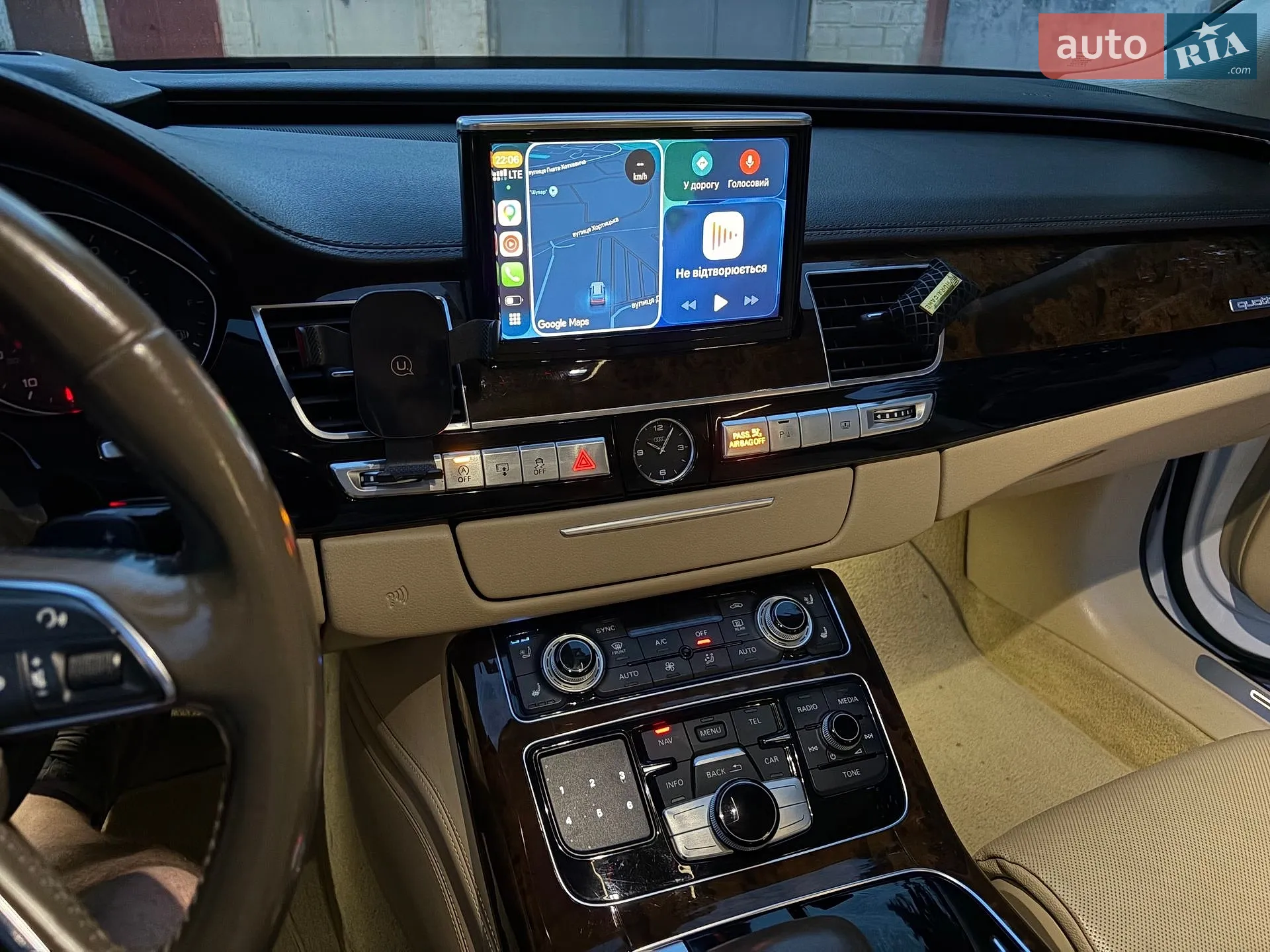 2015 Audi A8 - мініатюра 20