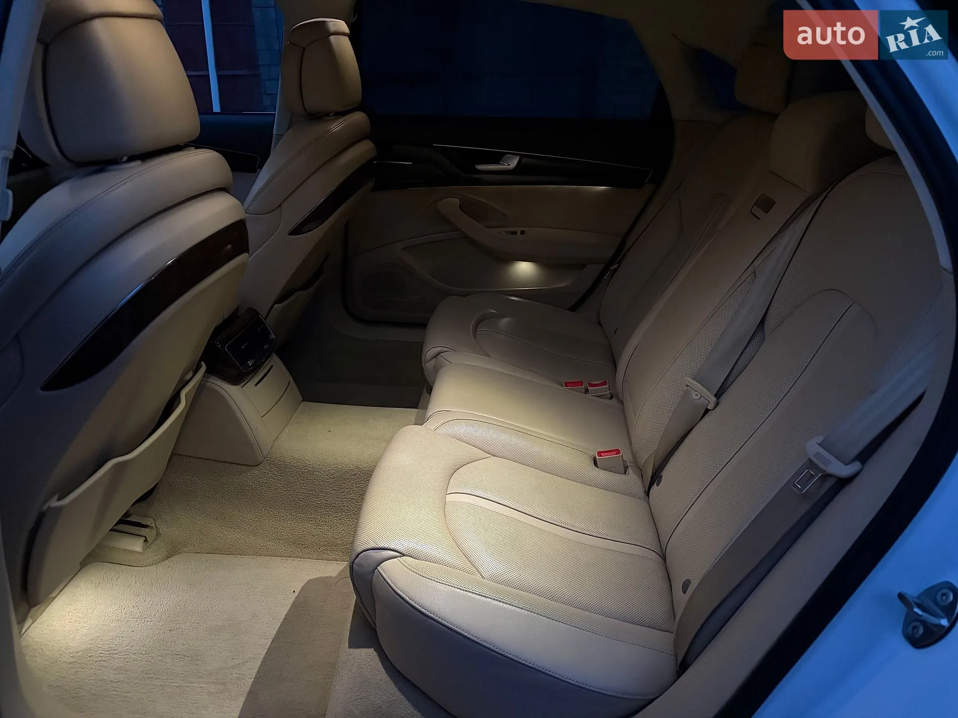 2015 Audi A8 - мініатюра 23