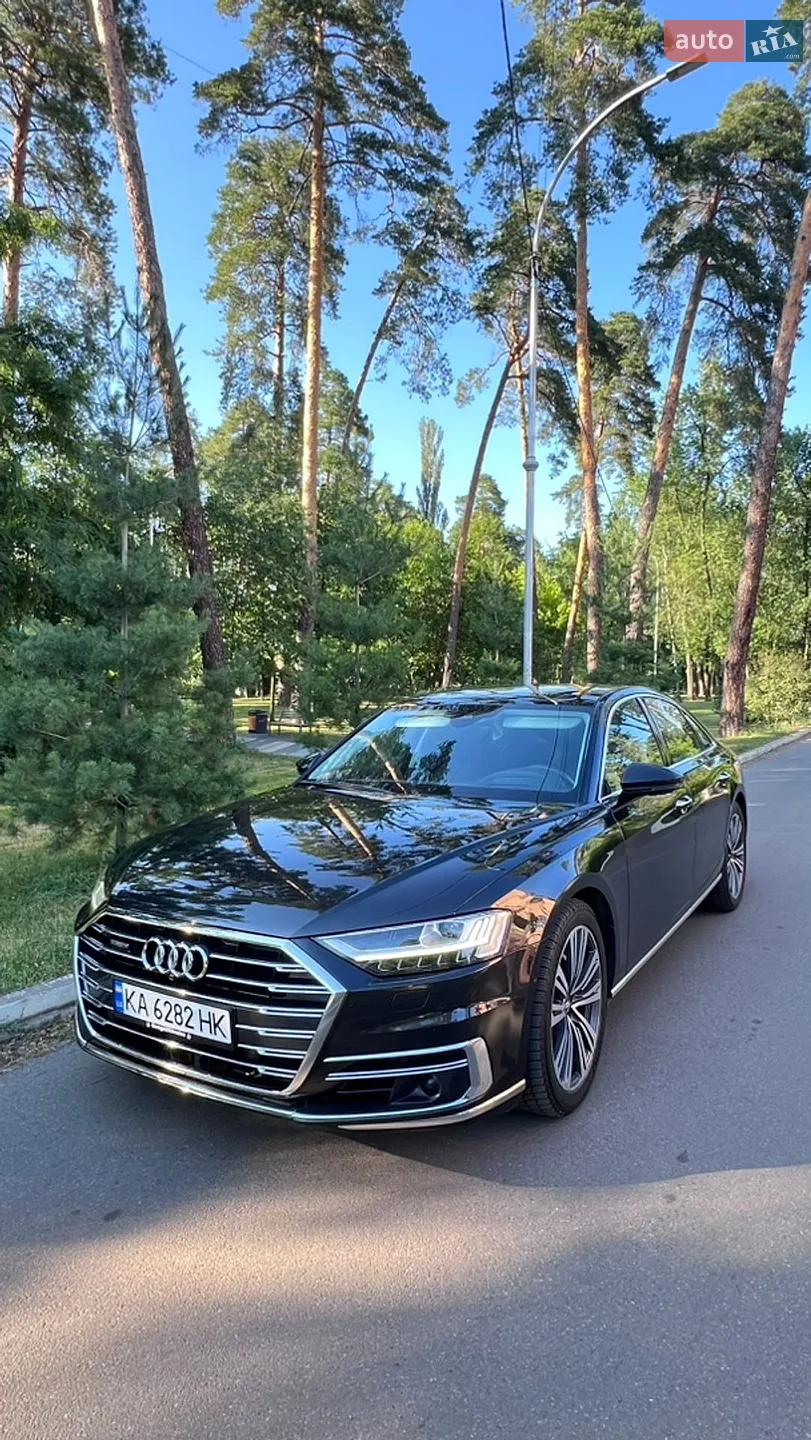 2017 Audi A8 - фото 1