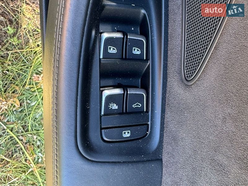 Седан Audi A8 2011 в Бердичеве