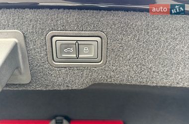 Седан Audi A8 2021 в Вінниці
