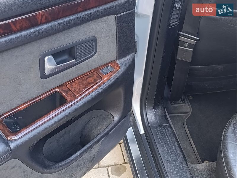 Седан Audi A8 2000 в Здолбунове