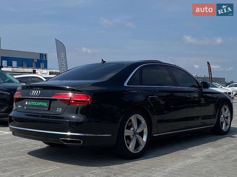 Седан Audi A8 2017 в Києві